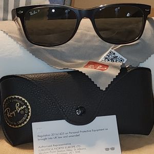 Ray-Ban New Wayfarer Polarized Sunglasses